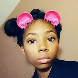 Meet your Posher, Deanna